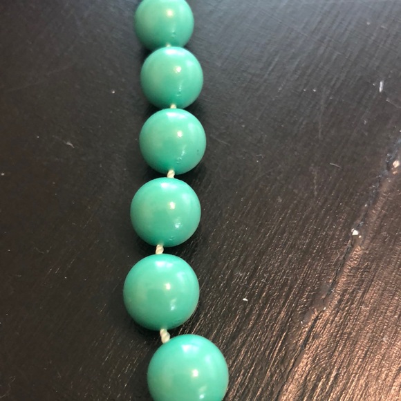 Turquoise necklace costume jewelry - Picture 2 of 4